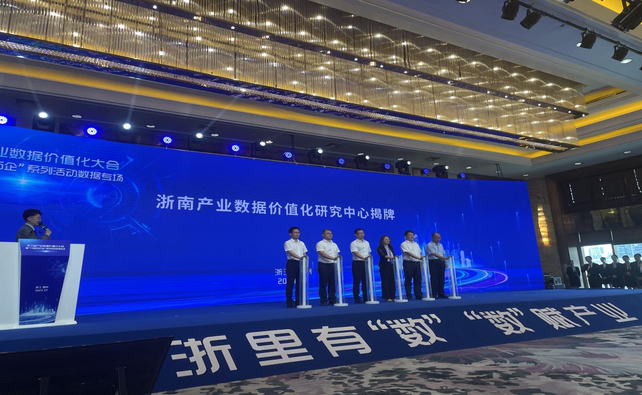 b0b27fad585a43d87d7137009a8b847